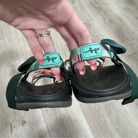 Chaco Women’s Ecotread Dual Strap Sandals 7 Green Pink Outdoor Hiking Summer - Picture 5 of 6